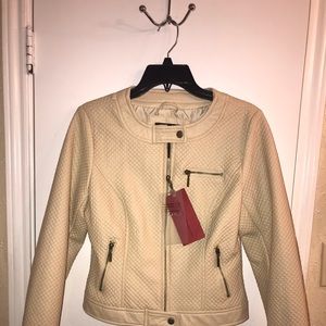 Women’s tan jacket